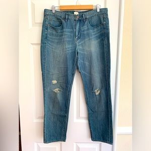 J Crew Jeans: Blue, Distressed, 5-Pocket Style. Fabric:💯% Cotton. Size 31